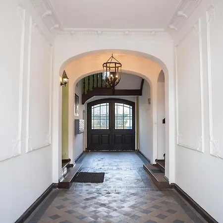 شقة Apartament Przy Targach Poznanskich *