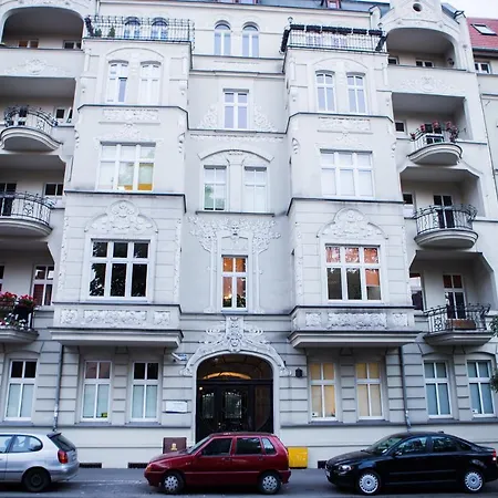 شقة Apartament Przy Targach Poznanskich