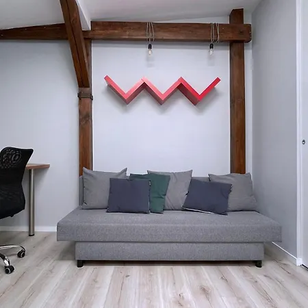 شقة Apartament Przy Targach Poznanskich *