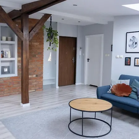 Apartament Przy Targach Poznanskich شقة *